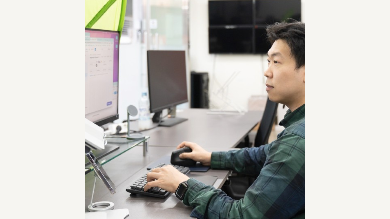 “메타버스 전문 기획자될 분, 하이퍼클라우드로 오세요” - 기획자 알렉스 인터뷰